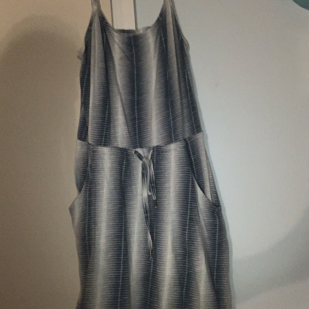 Summer Blue and White Dress With Pockets